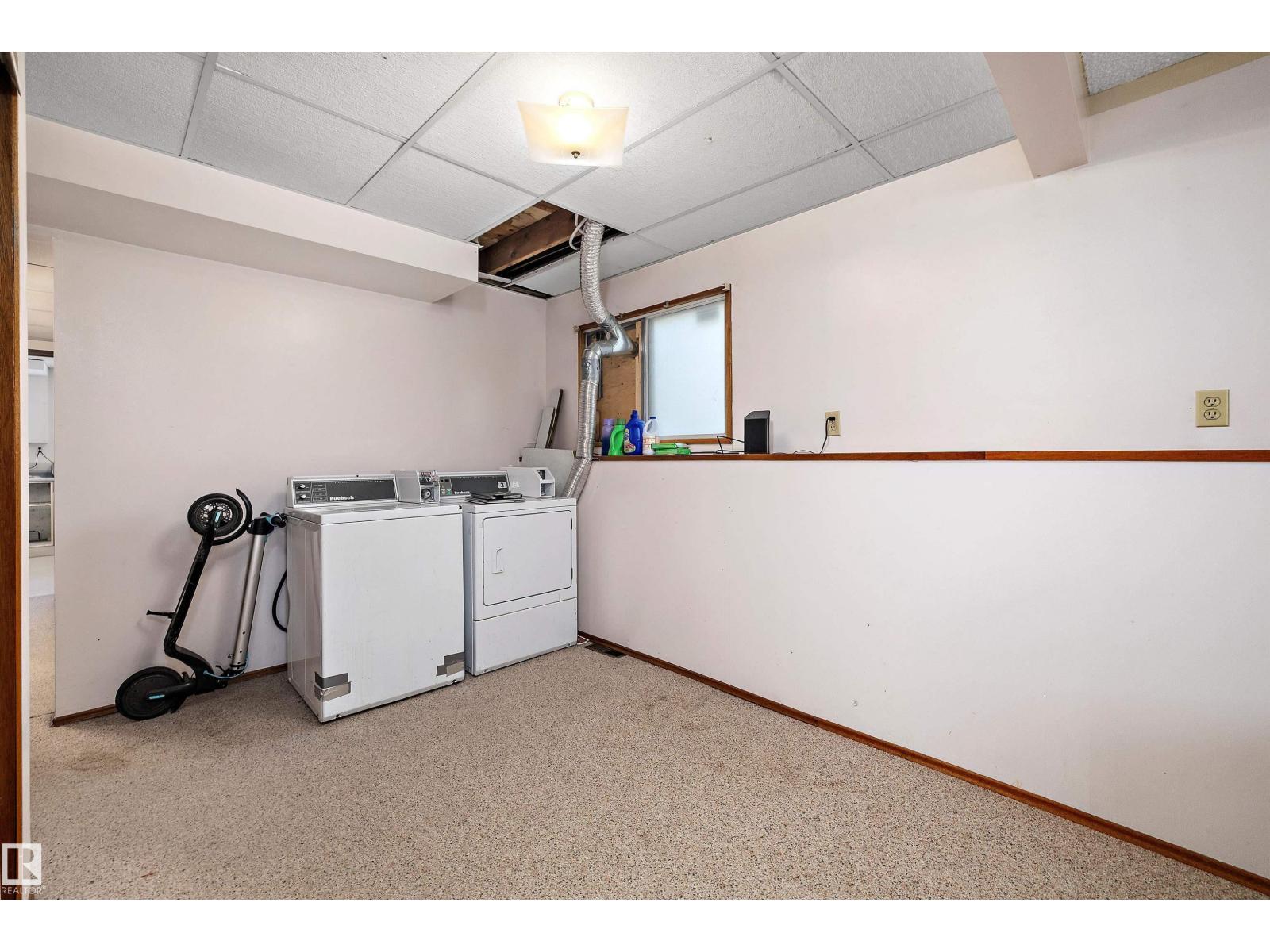 12117 91 ST NW - 33