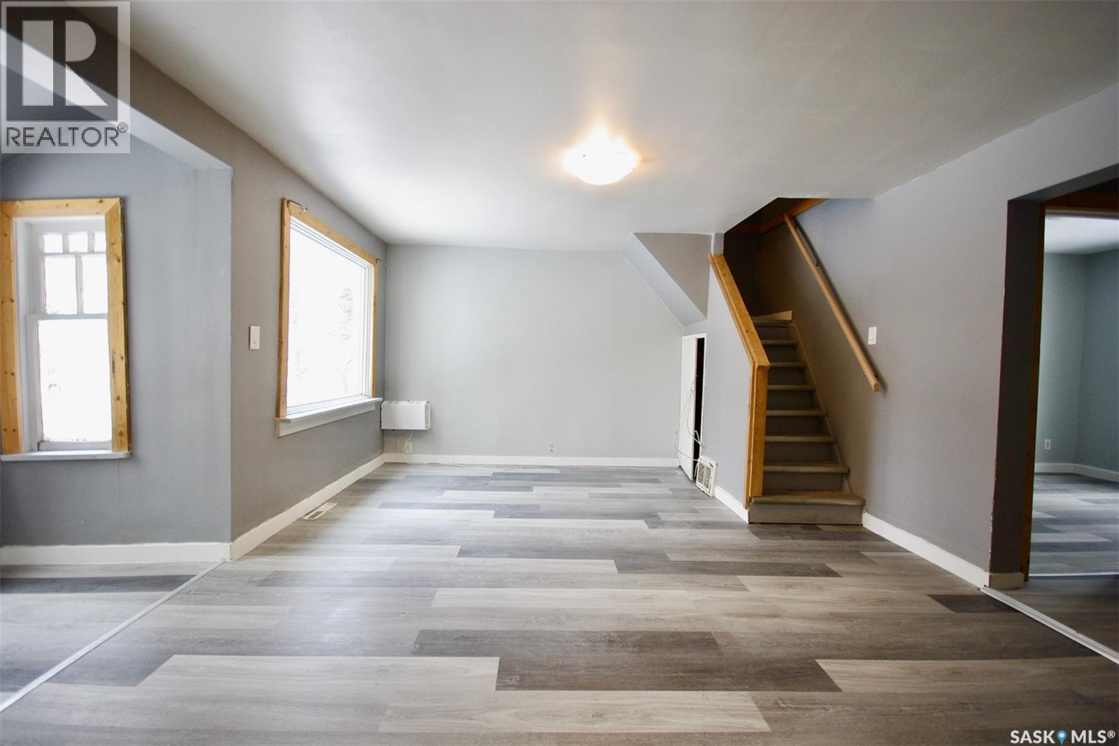 Single Family House for Sale in  E AVENUE N Saskatoon 