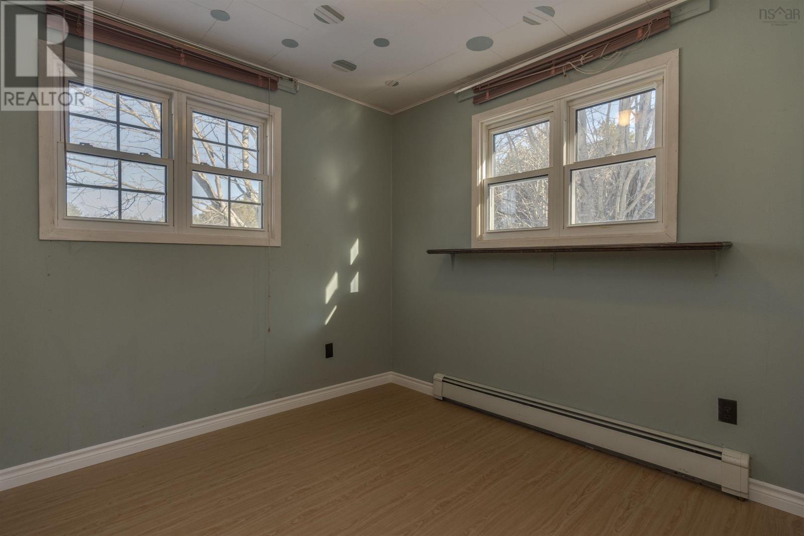 Property 23 of 50 of 32 Aldred Road