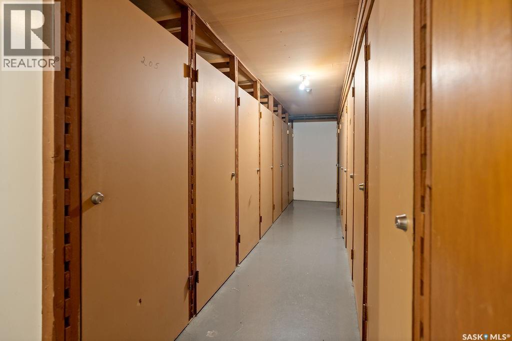 Single Family House High rise for Sale in   Rae STREET Regina 