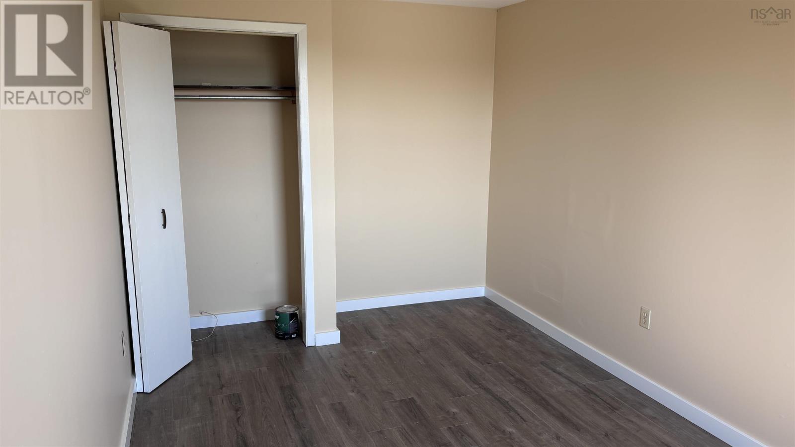 Property 8 of 29 of 3392 HIGHWAY 4