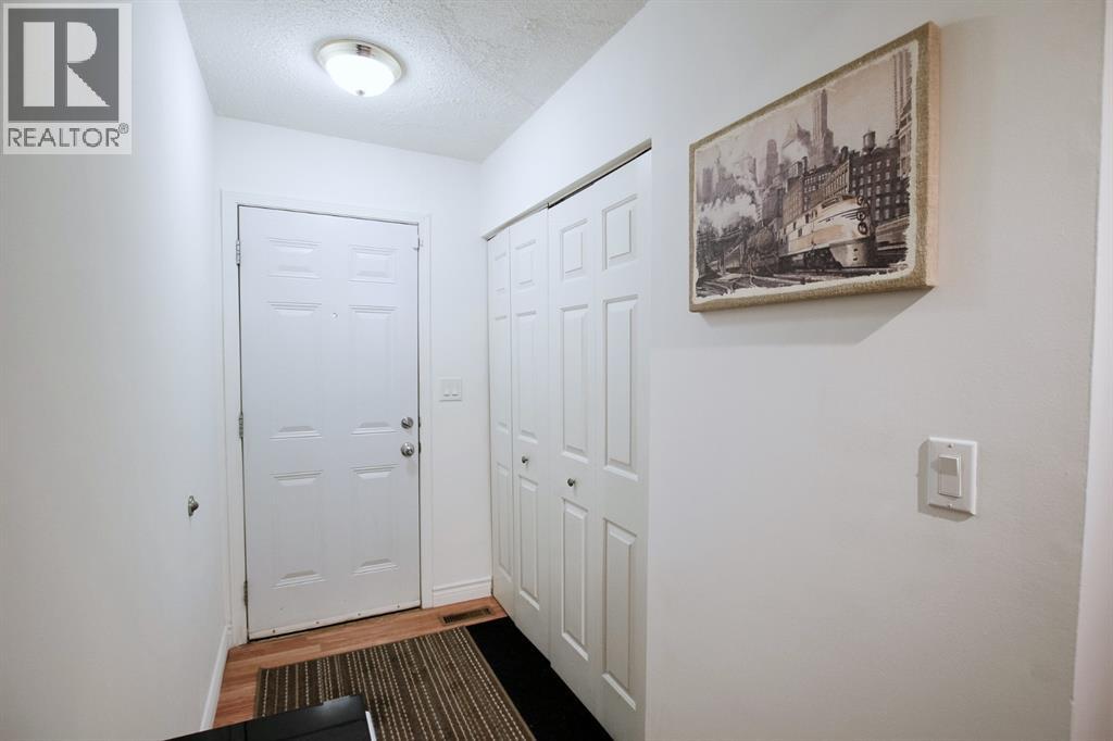 63, 5935 63 Street - Photo 3 of 26, Red Deer, Alberta