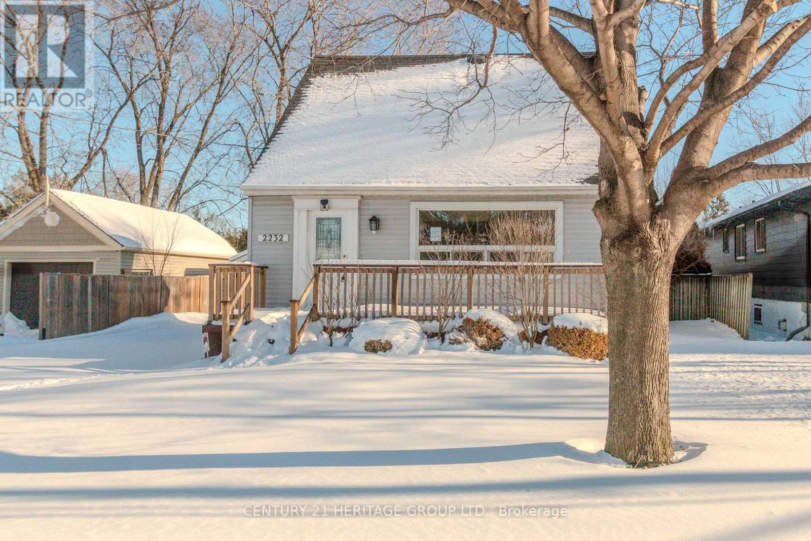 2232 Queensway Drive