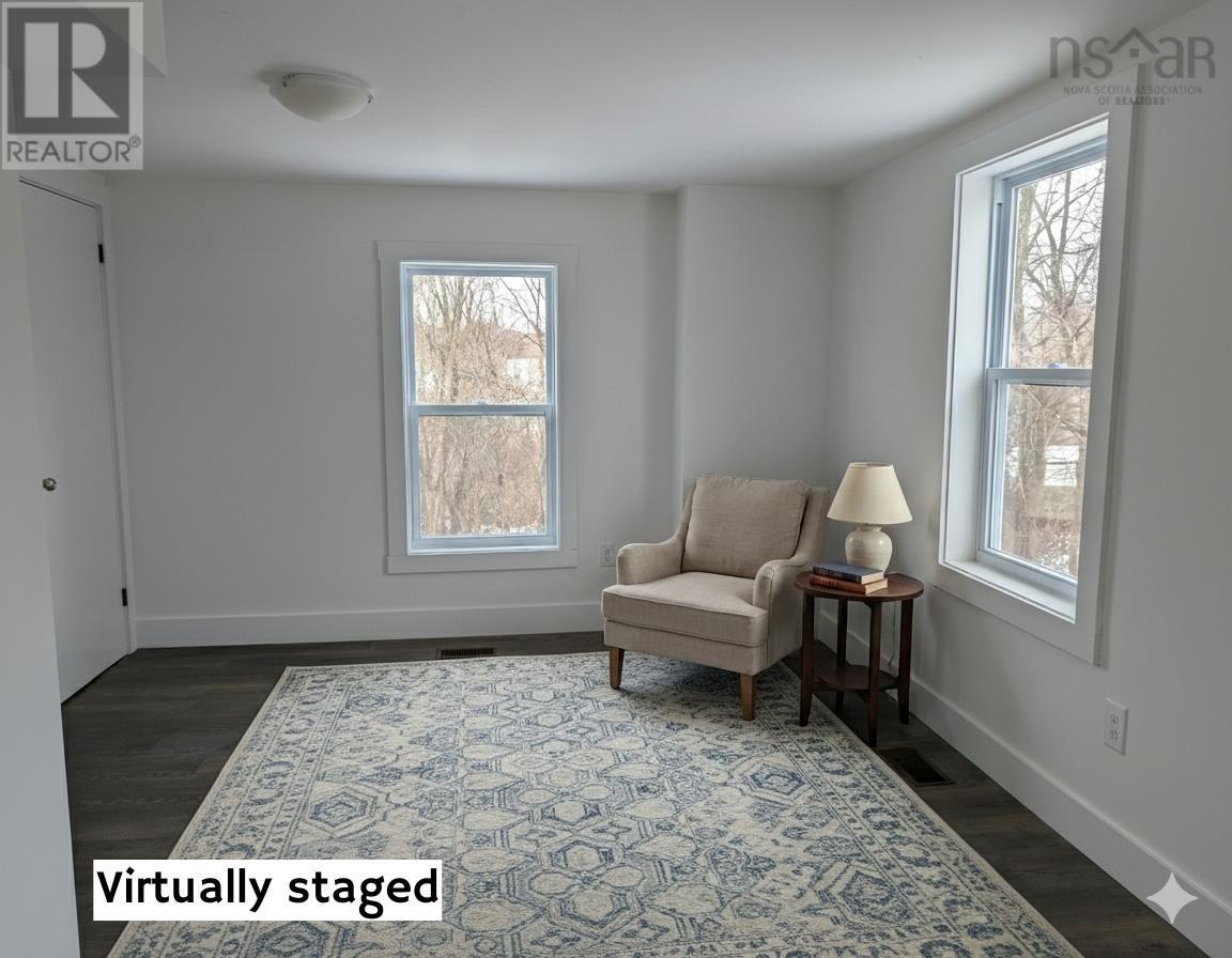 Property 10 of 19 of 63 Station Road