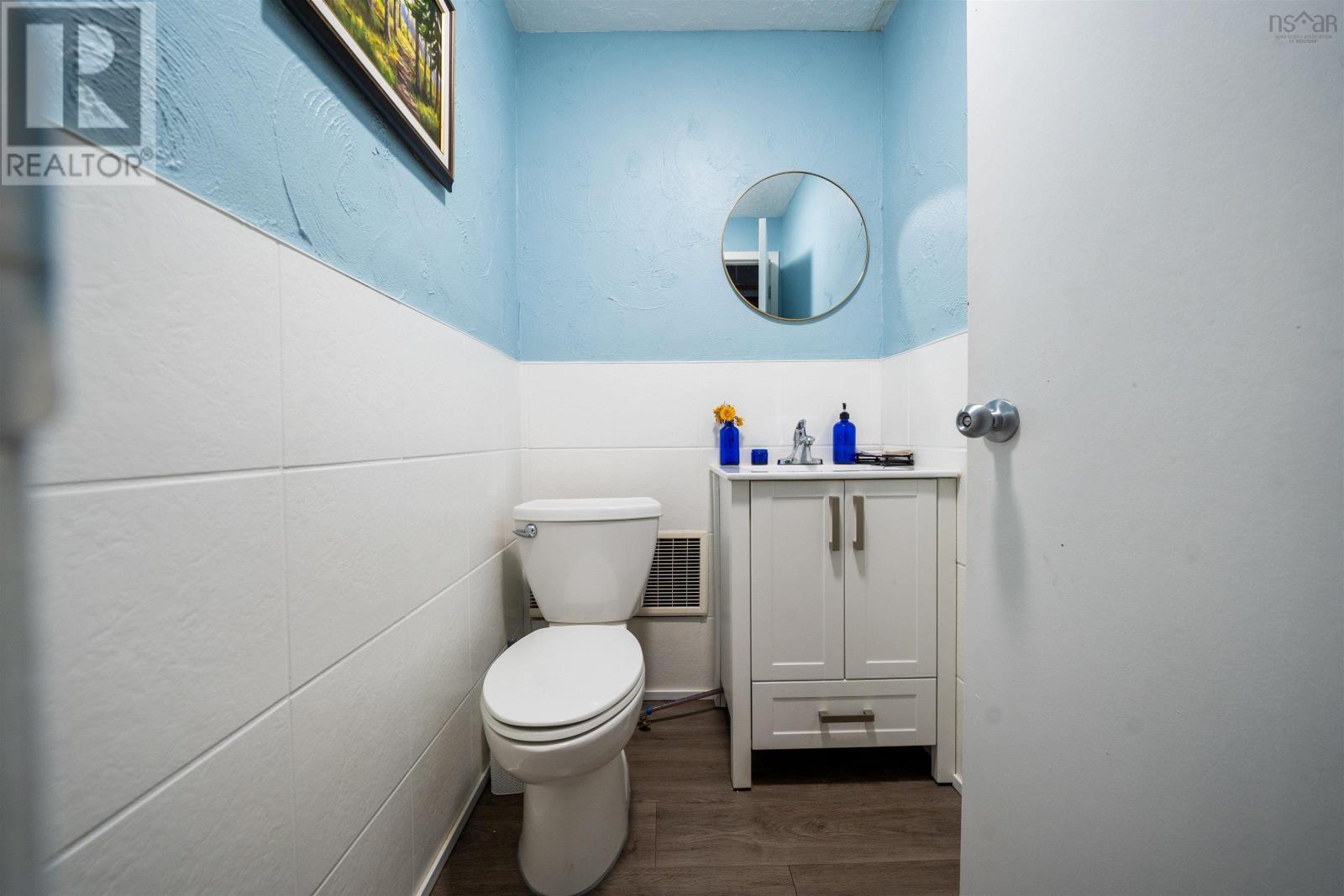 Property 31 of 49 of 216 Archimedes Street