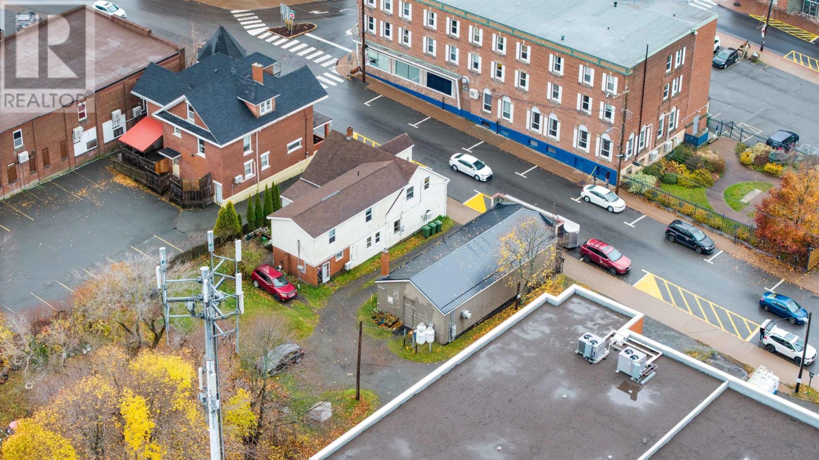 Property 37 of 49 of 216 Archimedes Street