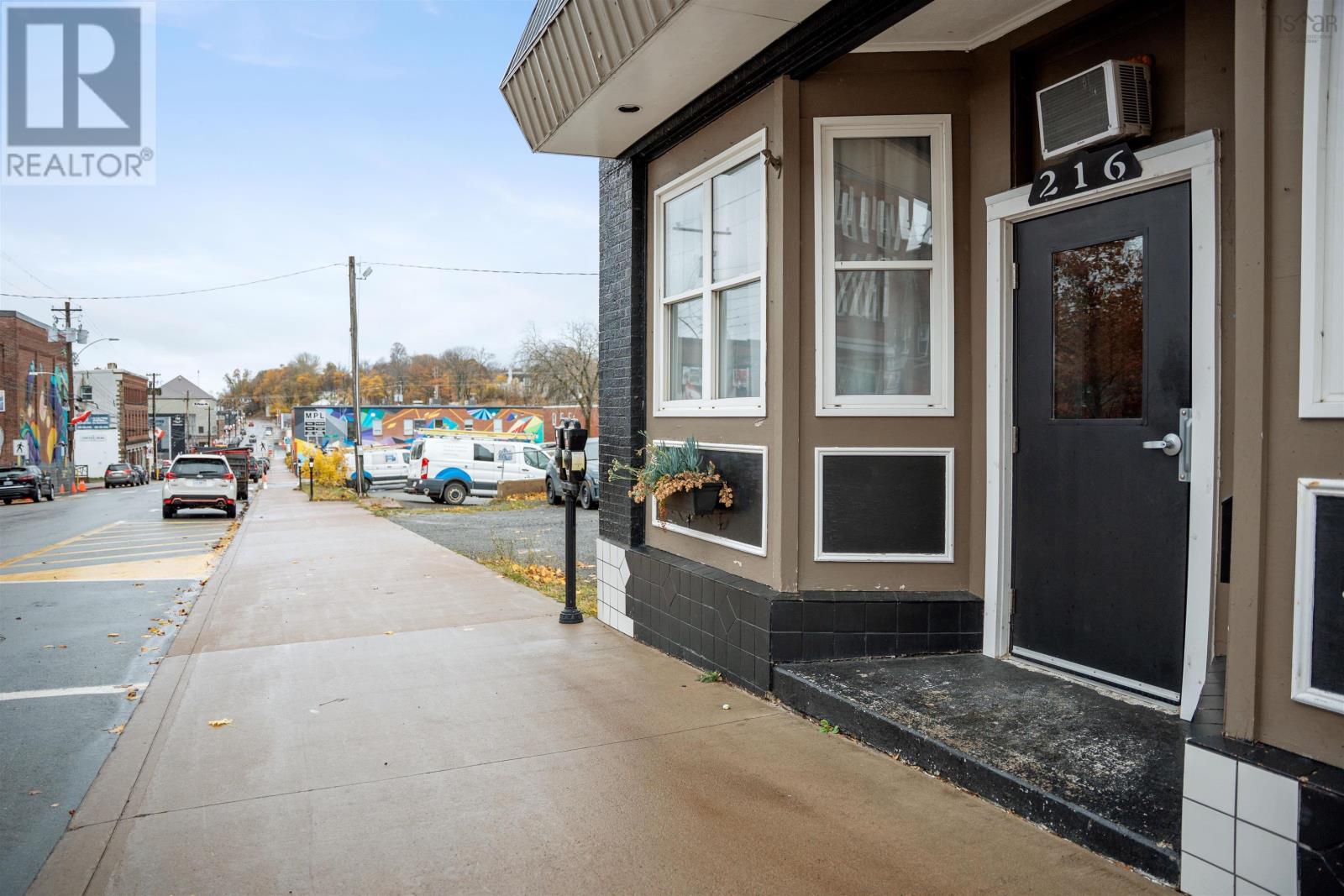 Property 3 of 49 of 216 Archimedes Street