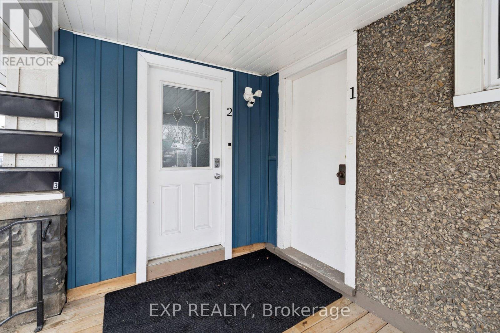 369 GLENDALE AVENUE - Photo 5 of 35, St. Catharines (Secord Woods), Ontario