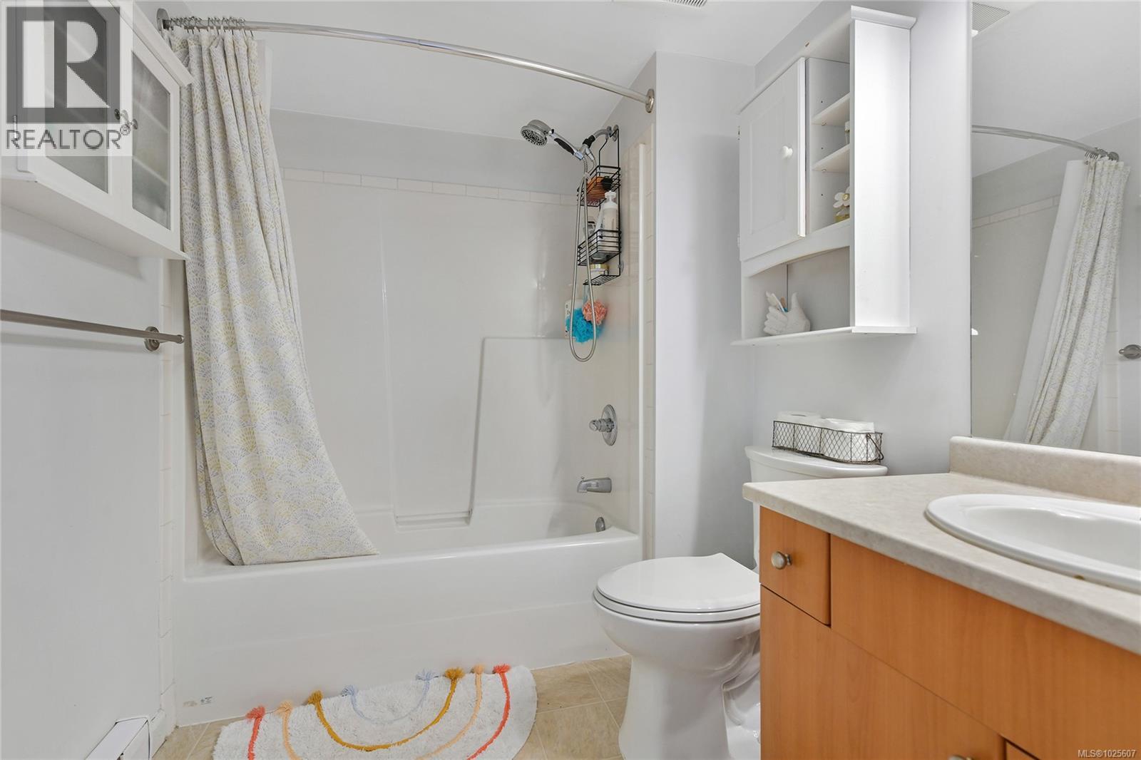 200 383 Wale Rd, Colwood