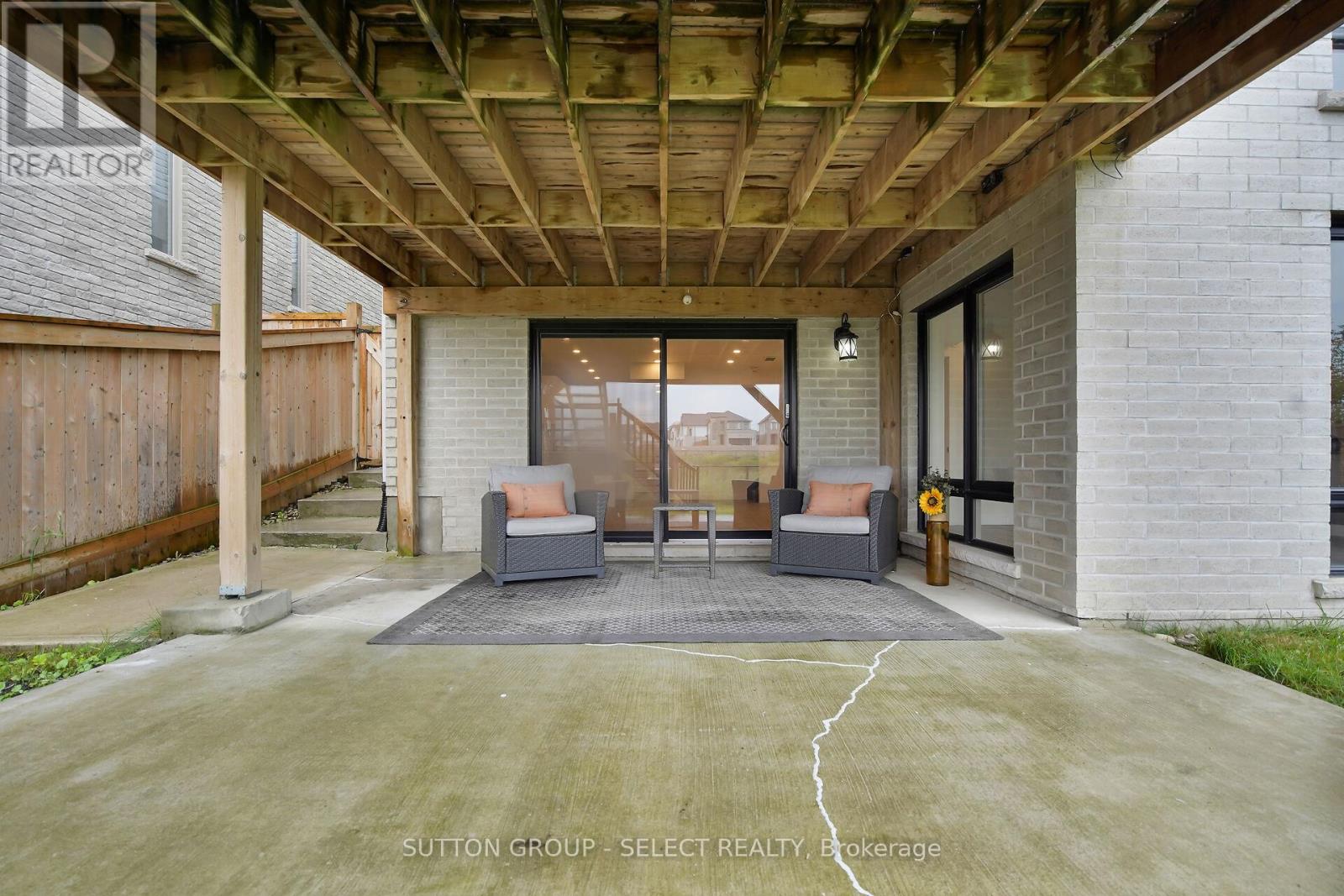 2080 WATEROAK DRIVE Property Photo