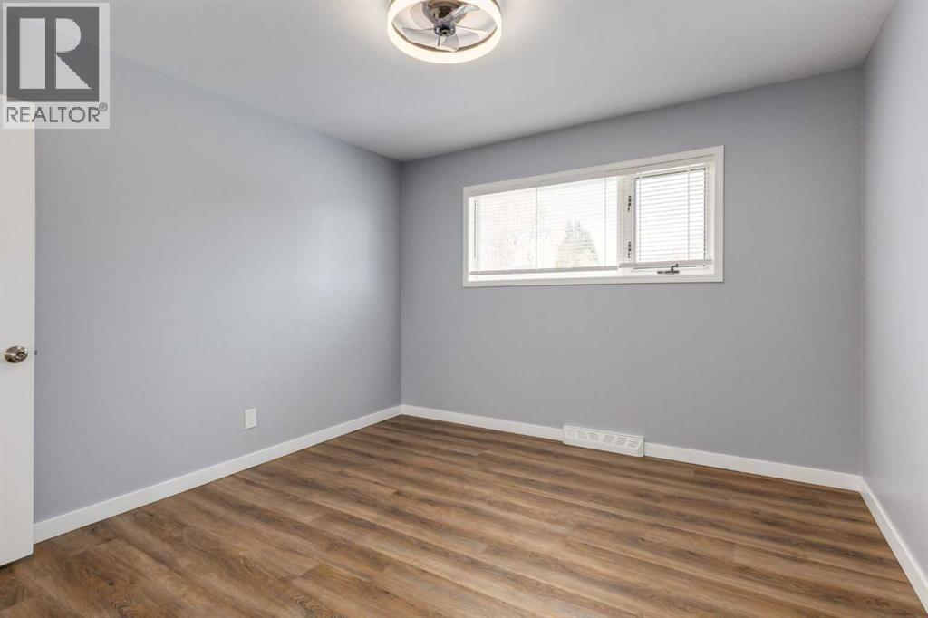 Single Family House Bungalow for Sale in   Avenue SW Haysboro Calgary 