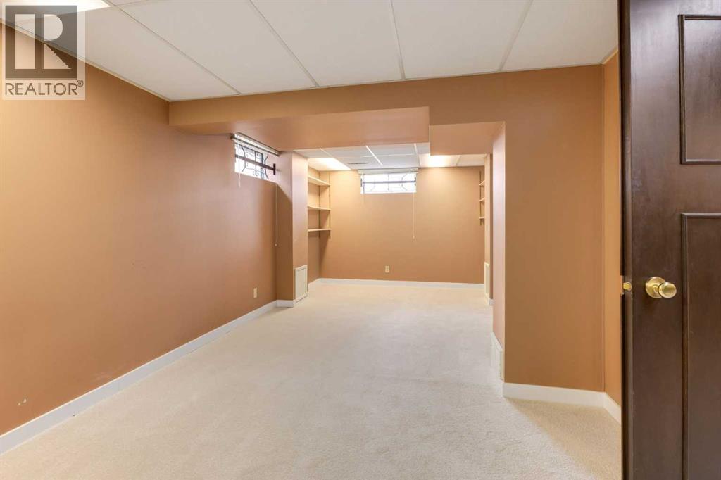 Single Family House Bungalow for Sale in   Avenue SW Haysboro Calgary 