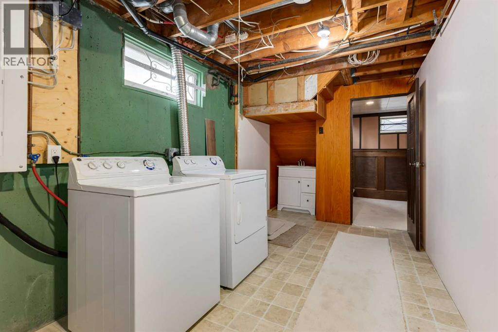 Single Family House Bungalow for Sale in   Avenue SW Haysboro Calgary 