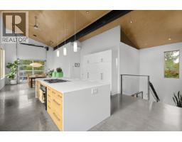 7465 Dogwood Street, Pemberton, BC V0N2L0 Photo 26