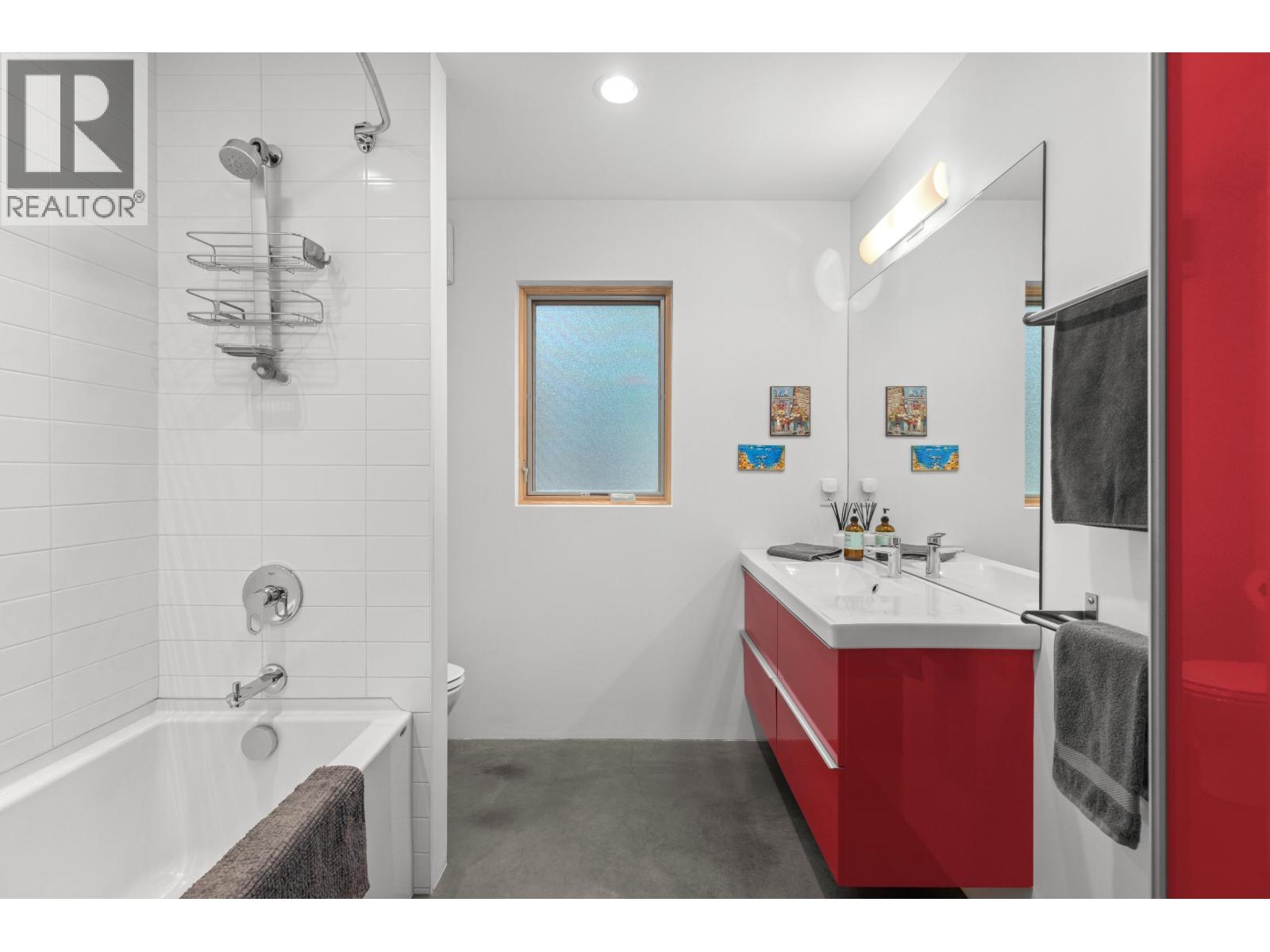 7465 DOGWOOD STREET, Pemberton