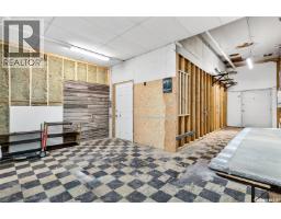 4 37 Main Street N, Moose Jaw, SK S6H0V8 Photo 6