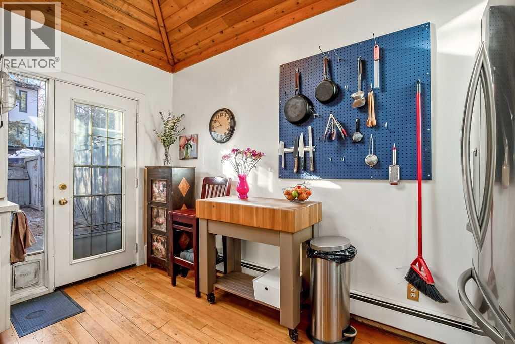 Single Family House Bungalow for Sale in  Erlton Street SW Erlton Calgary 