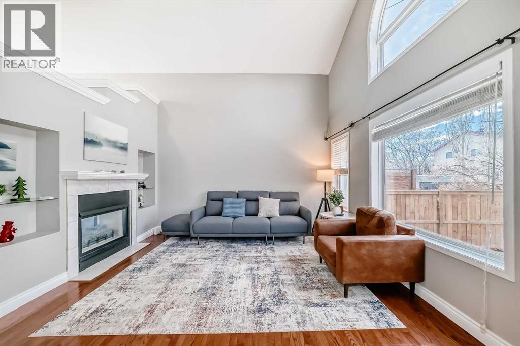 Single Family House for Sale in  Hidden Ranch Crescent NW Hidden Valley Calgary 