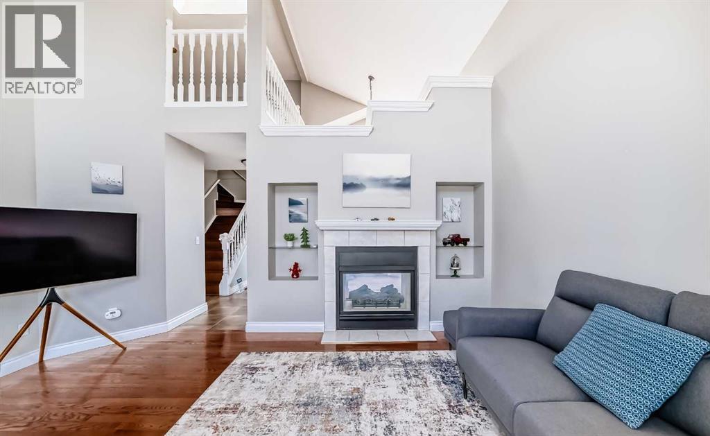 Single Family House for Sale in  Hidden Ranch Crescent NW Hidden Valley Calgary 