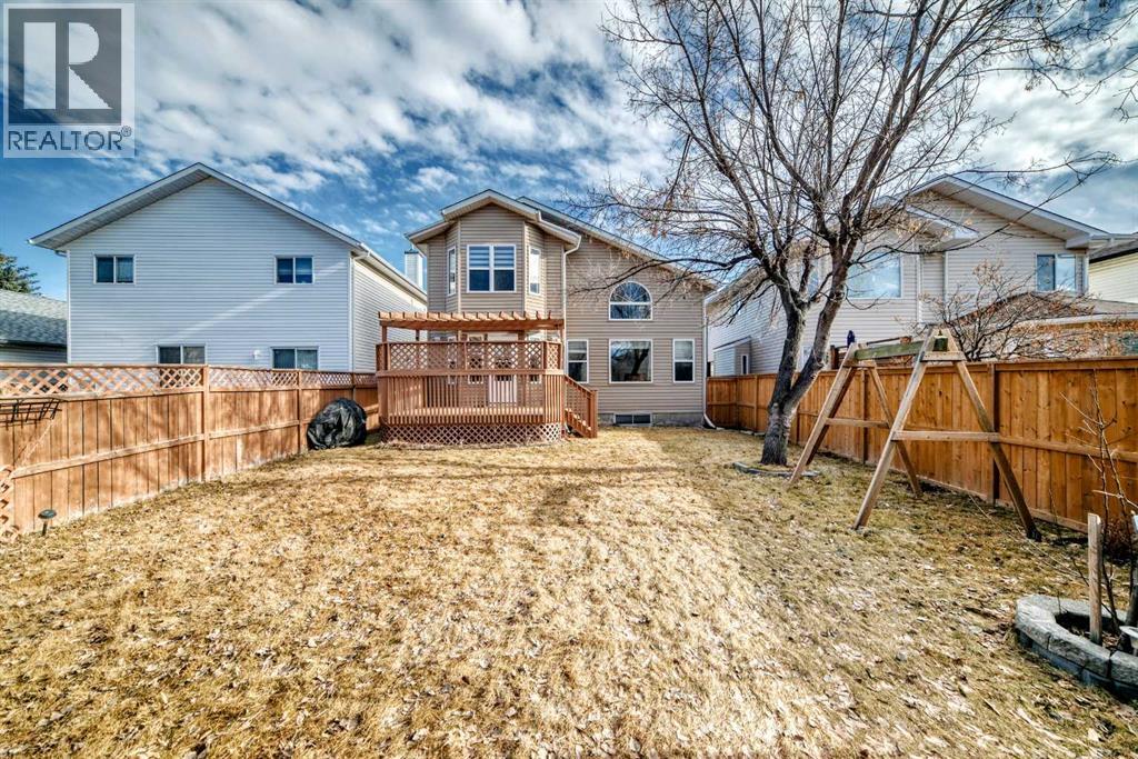 Single Family House for Sale in  Hidden Ranch Crescent NW Hidden Valley Calgary 