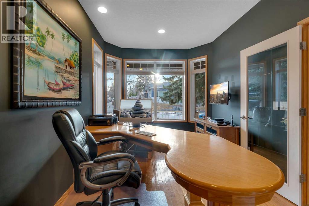 Single Family House for Sale in  Rosery Drive NW Rosemont Calgary 