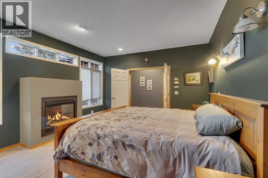 Single Family House for Sale in  Rosery Drive NW Rosemont Calgary 