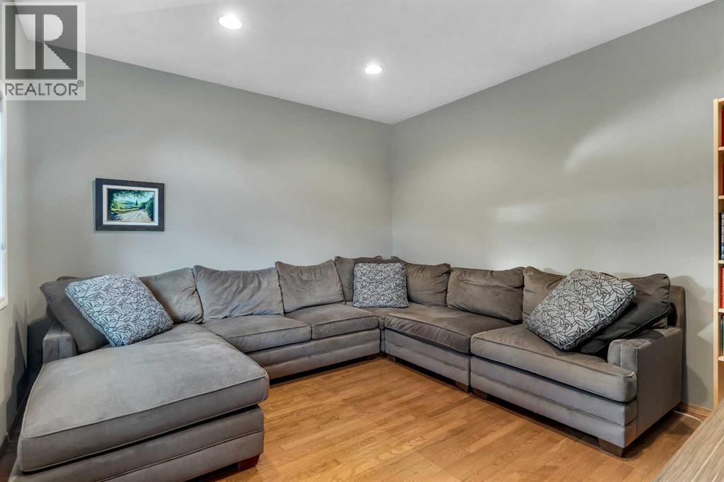 Single Family House for Sale in  Rosery Drive NW Rosemont Calgary 