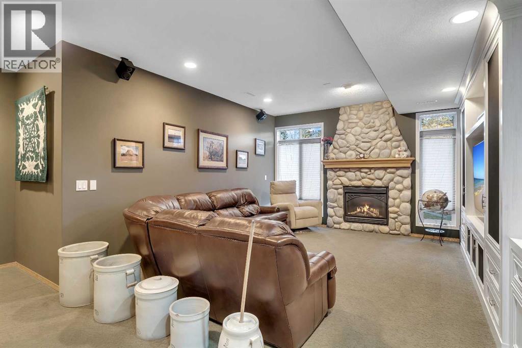 Single Family House for Sale in  Rosery Drive NW Rosemont Calgary 