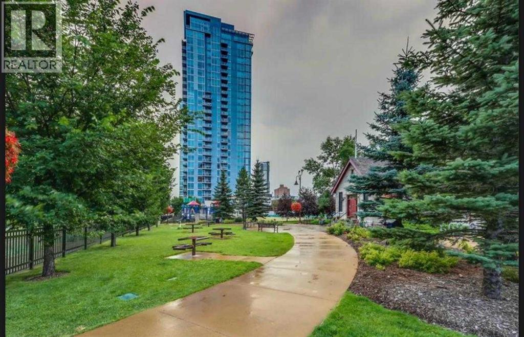 504, 215 13 Avenue SW, Calgary, Alberta