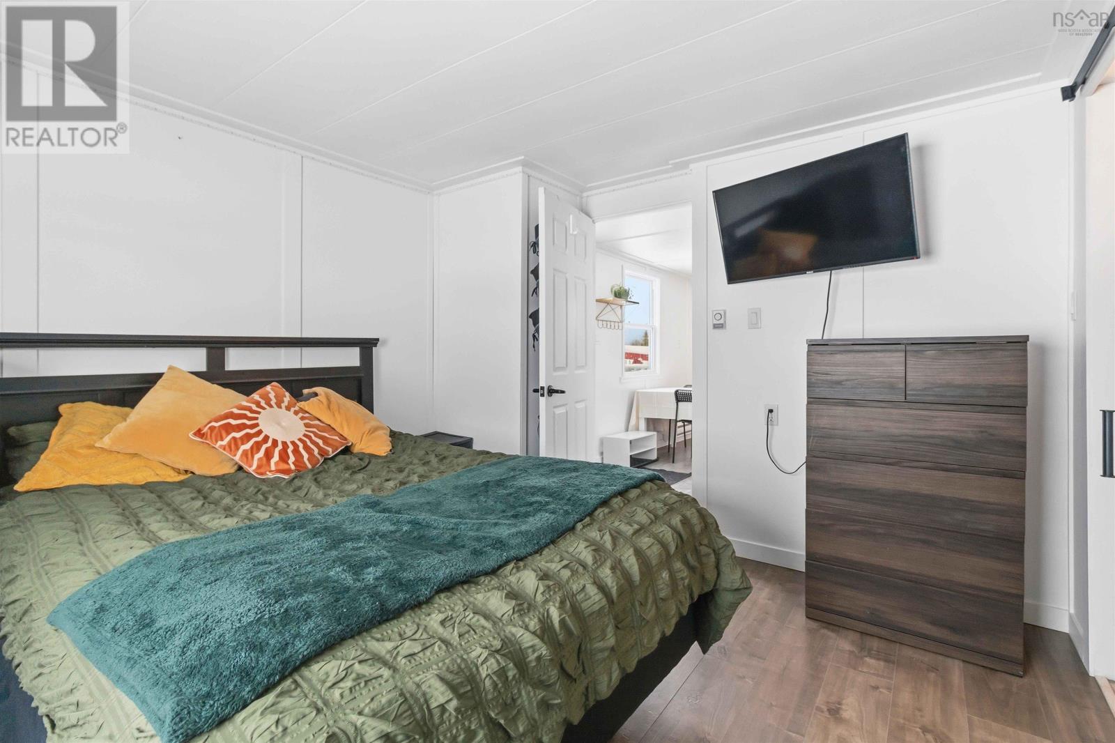 Property 27 of 30 of 10 Michael Avenue