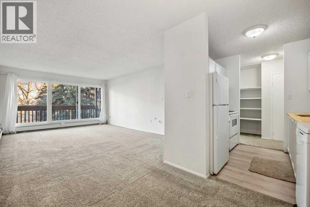 Single Family House for Sale in    Avenue SW Haysboro Calgary 