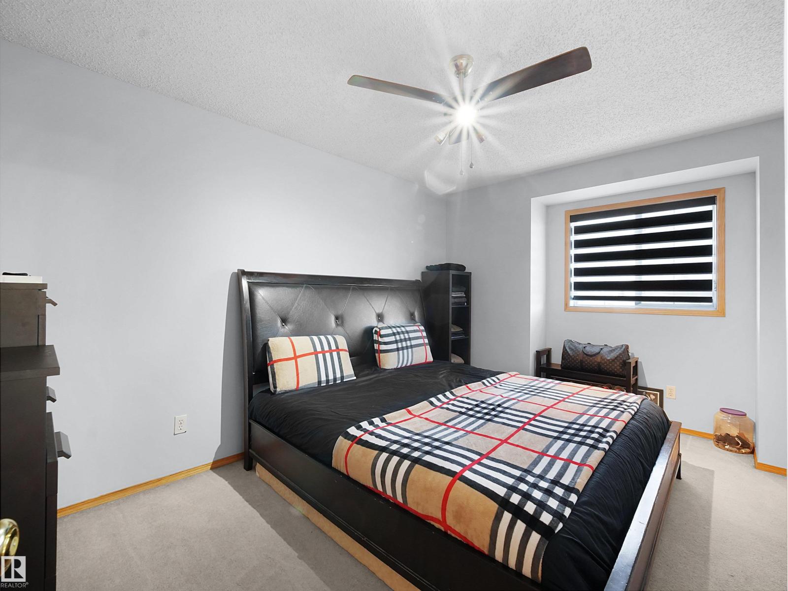 1238 JOYCE CR NW, Edmonton