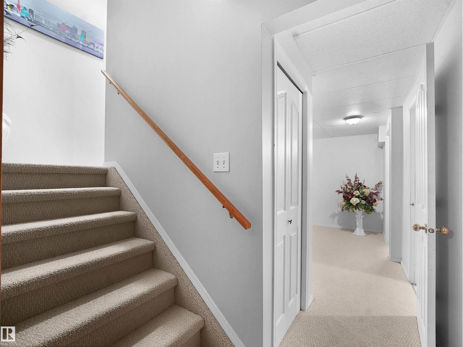 1238 JOYCE CR NW, Edmonton