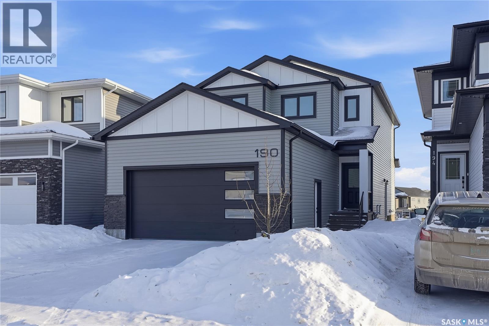 190 Doran WAY - 2
