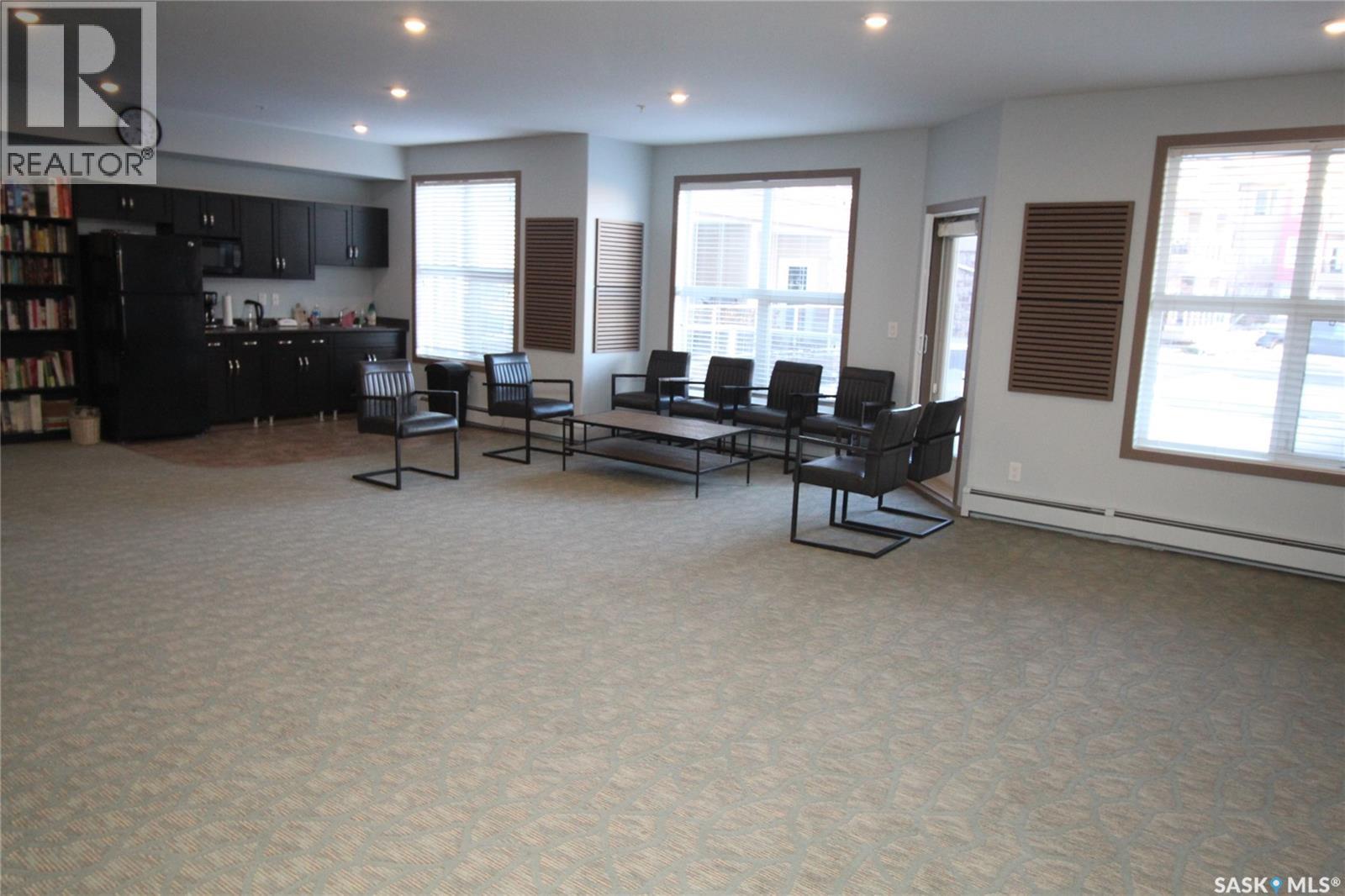 Single Family House Low rise for Sale in   Moss AVENUE Saskatoon 