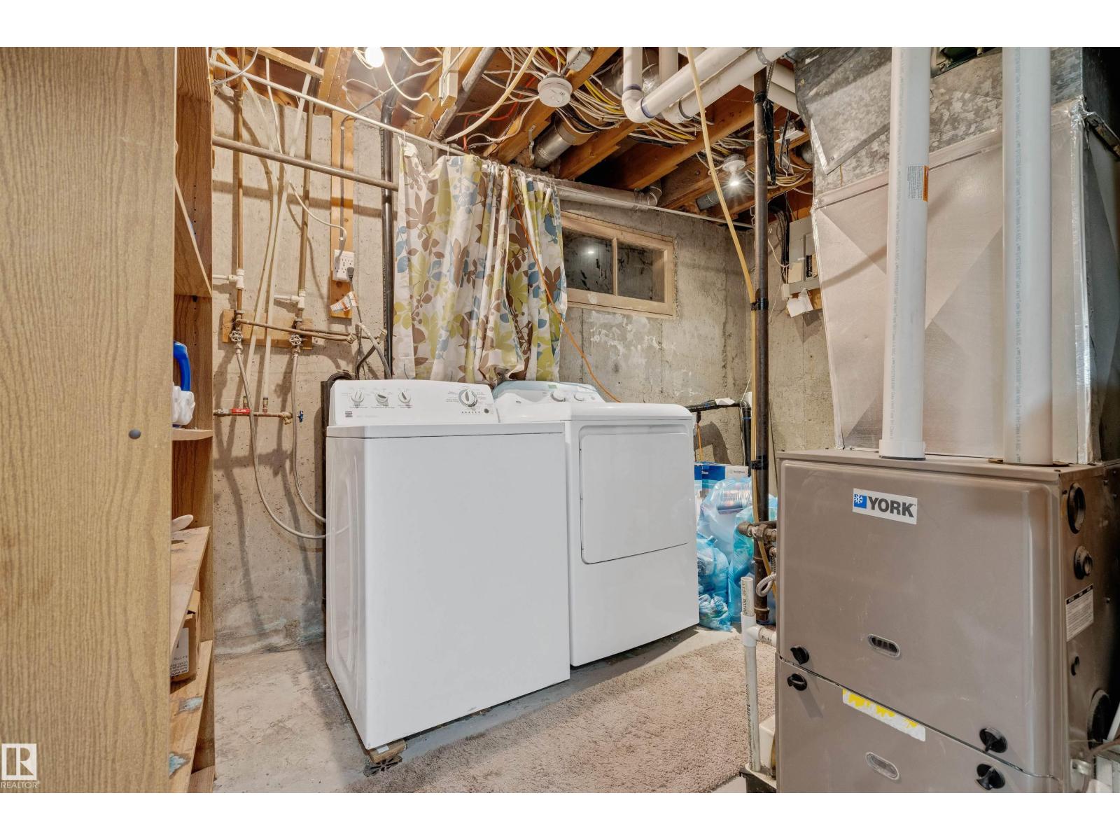 9111 151 ST NW, Edmonton