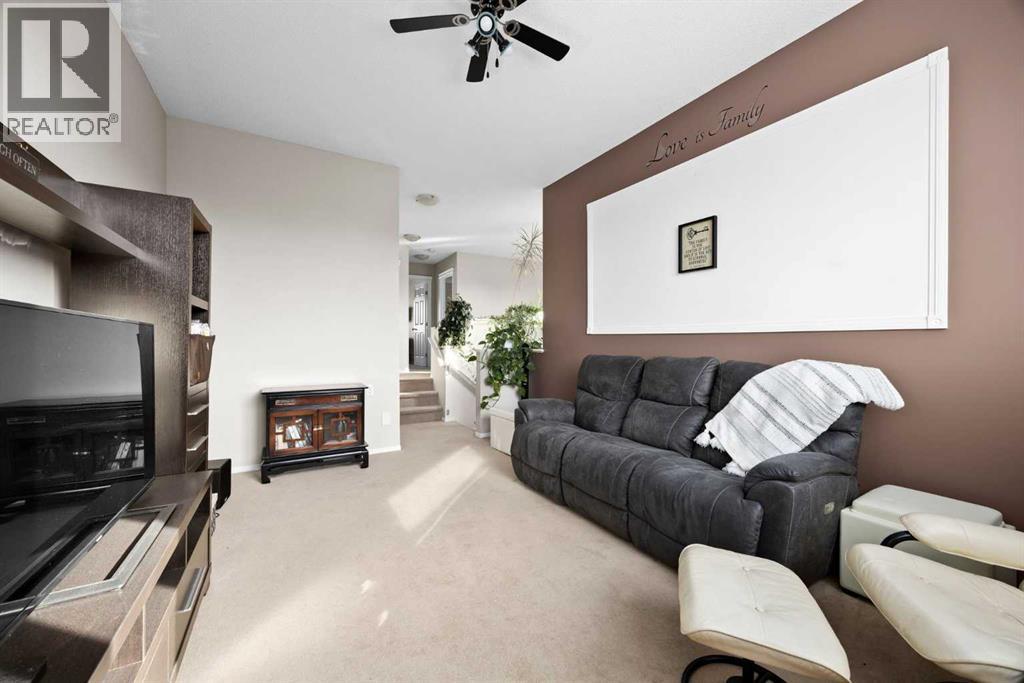 73 Sunset Heights, Cochrane