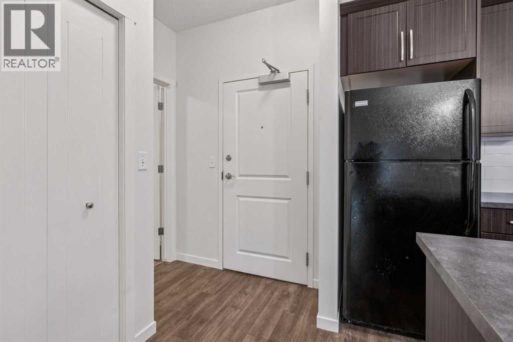 101 Sunset Drive, Cochrane