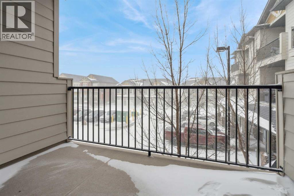 101 Sunset Drive, Cochrane