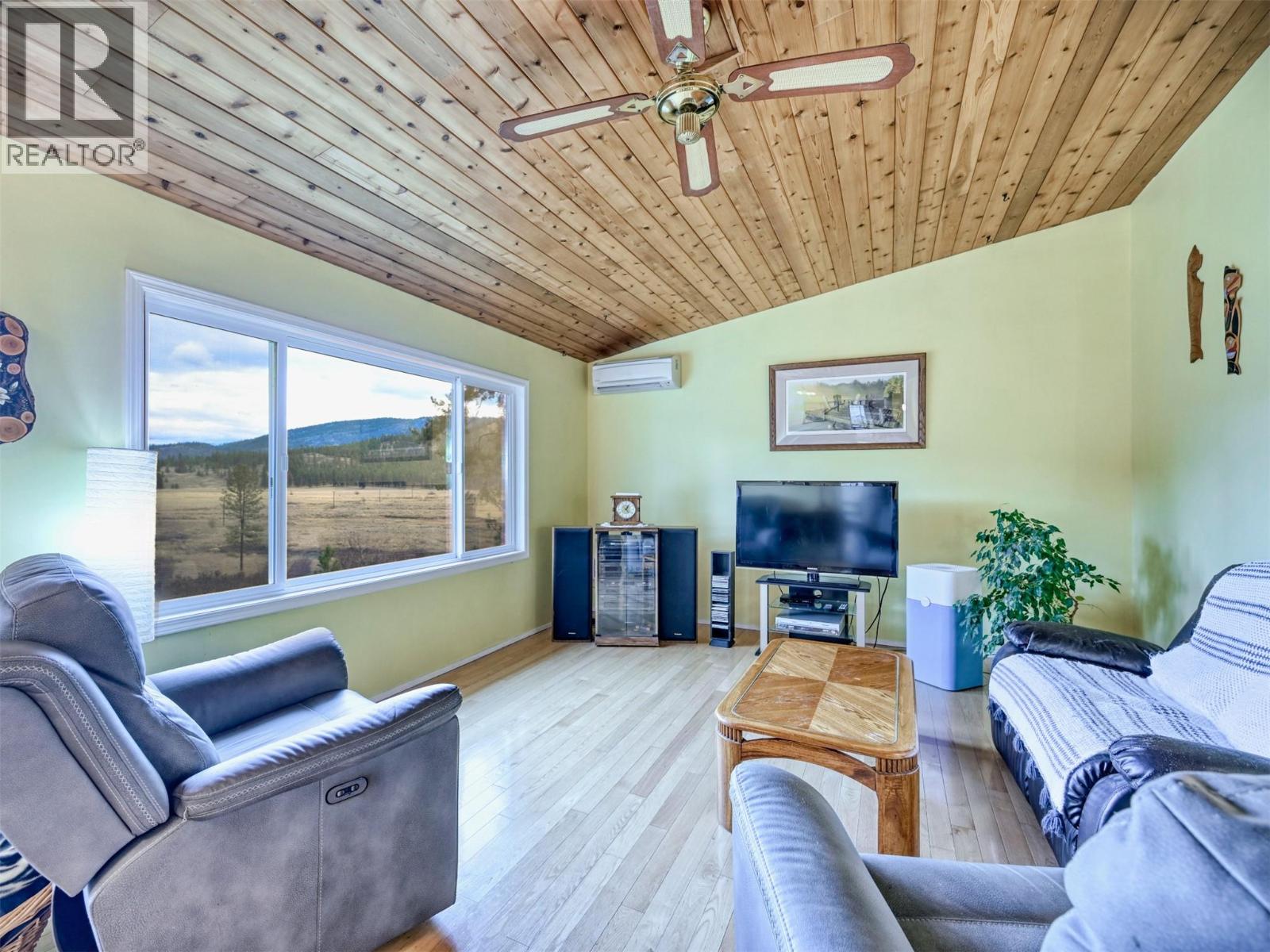 2807 Willowbrook Rd Road, Oliver