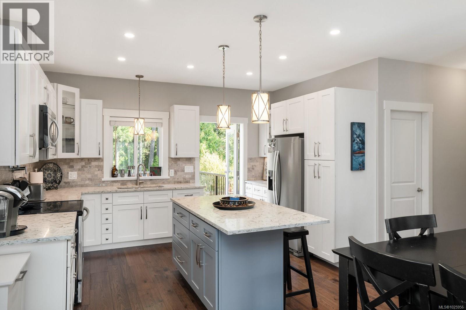  2838 Sooke Lake Road, Langford