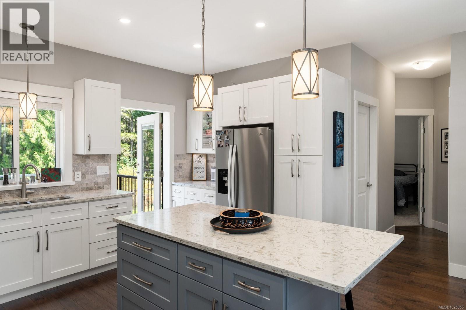  2838 Sooke Lake Road, Langford