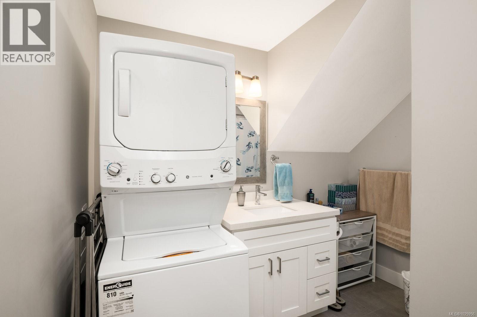  2838 Sooke Lake Road, Langford