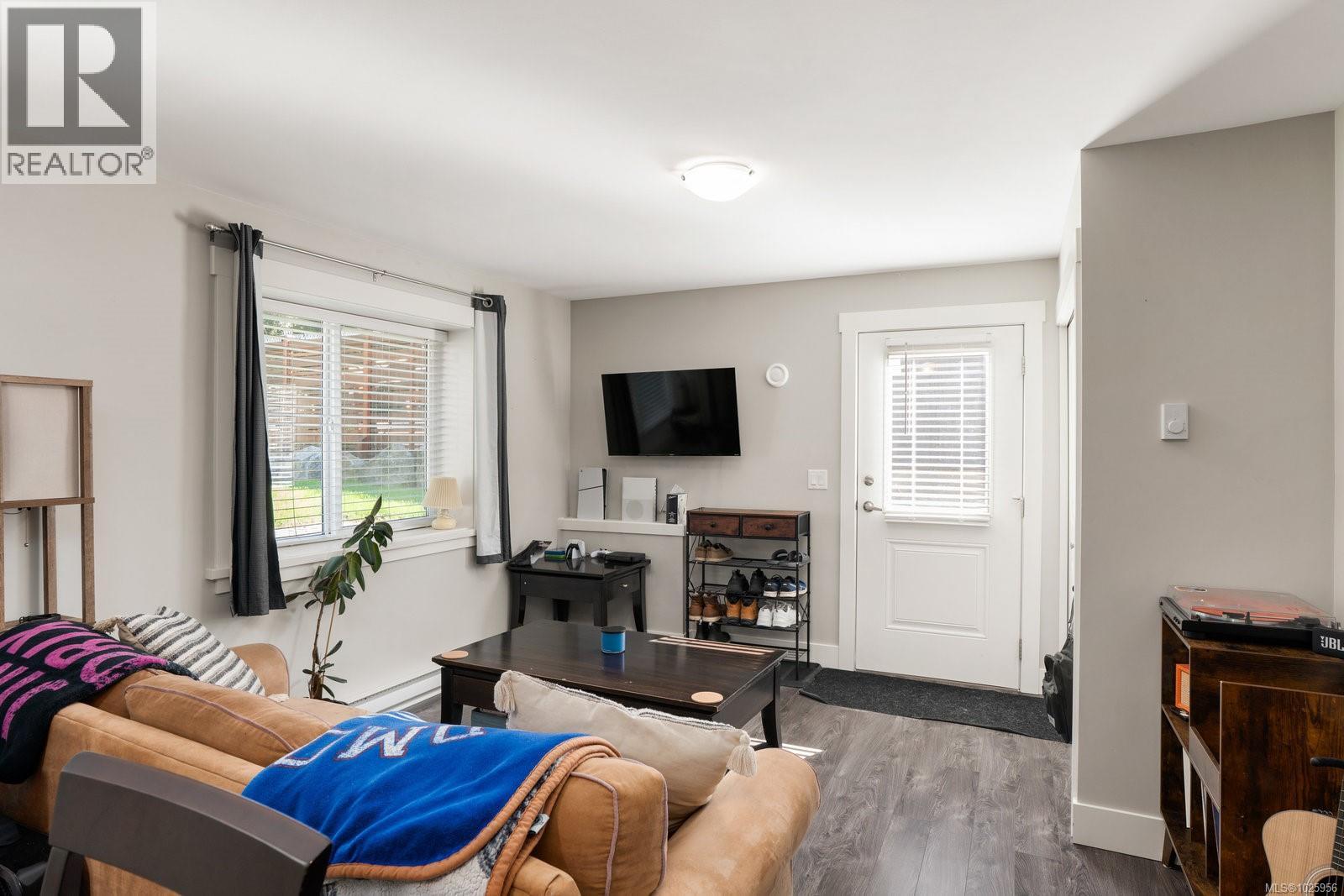  2838 Sooke Lake Road, Langford