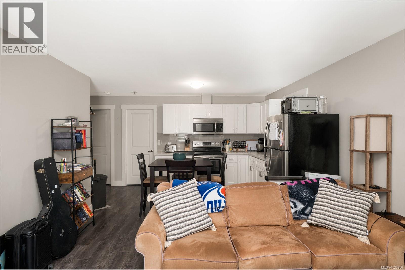  2838 Sooke Lake Road, Langford