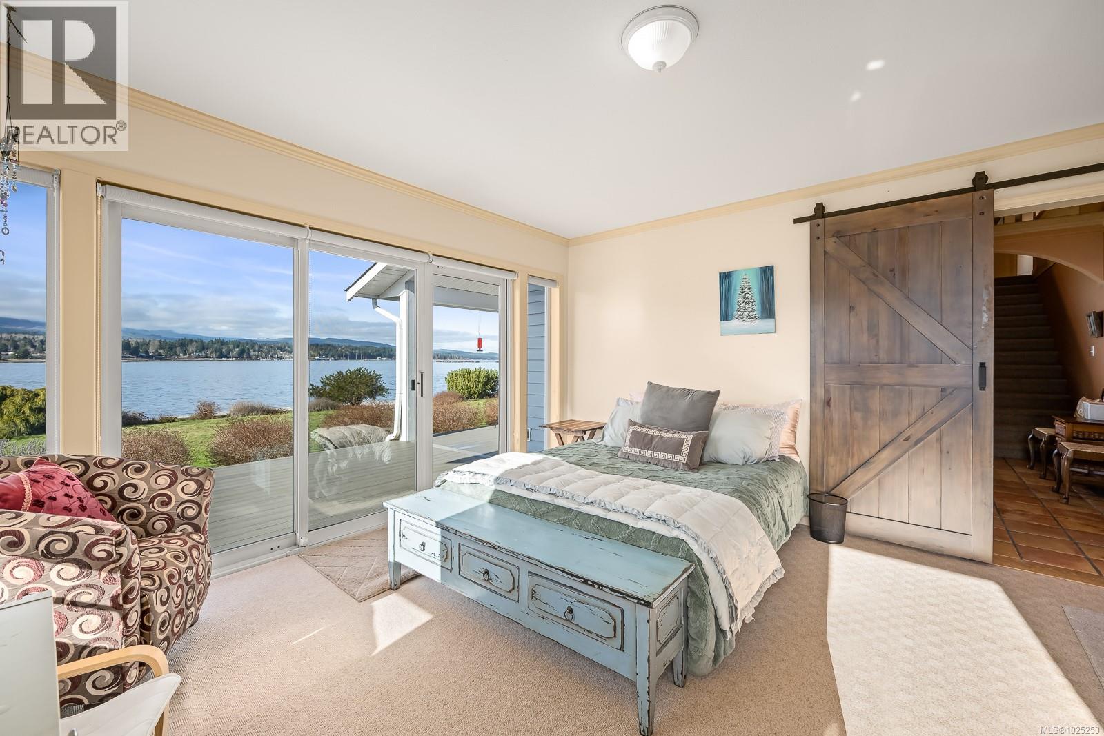 7600 Tozer Rd, Fanny Bay