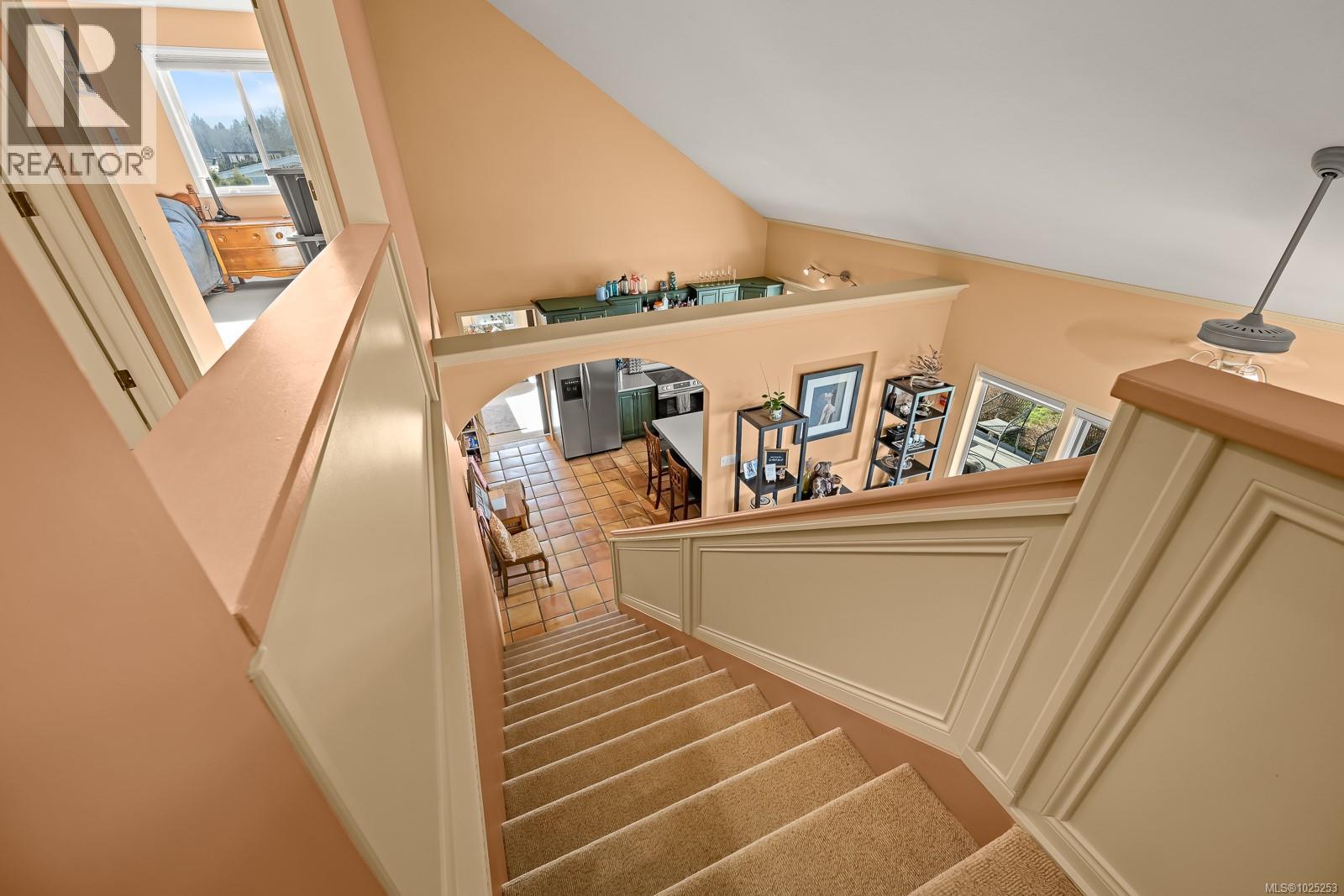 7600 Tozer Rd, Fanny Bay