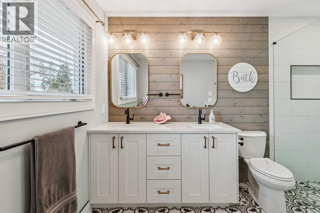 Single Family House Bungalow for Sale in  Athlone Road SE Acadia Calgary 