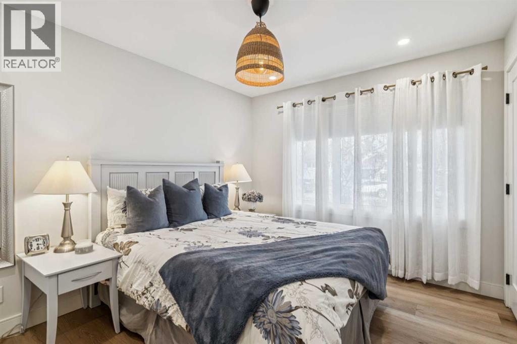 Single Family House Bungalow for Sale in  Athlone Road SE Acadia Calgary 