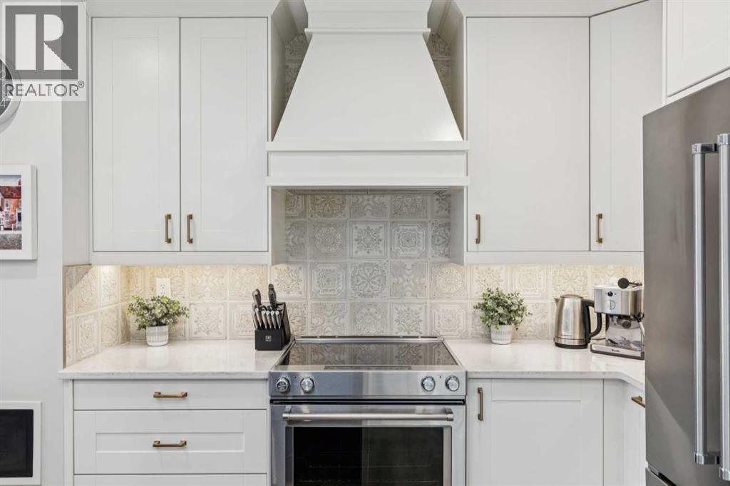 Single Family House Bungalow for Sale in  Athlone Road SE Acadia Calgary 